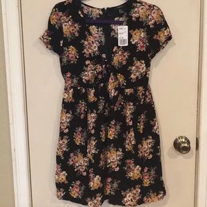 Floral tie-knot dress